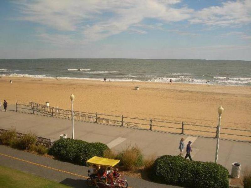 Ocean Sands Resort, Oceanfront, Virginia Beach By Vacatia Exterior photo