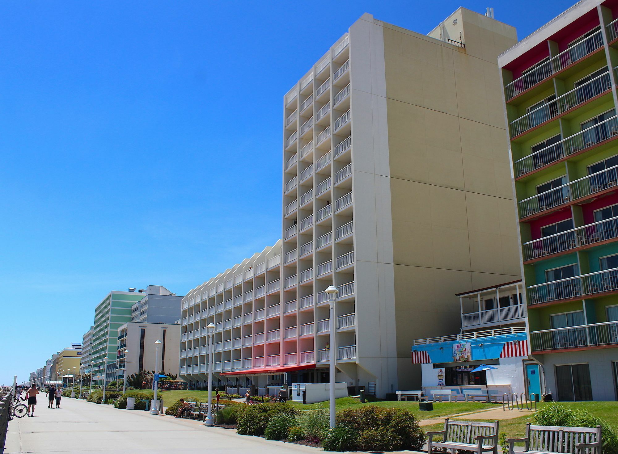 Ocean Sands Resort, Oceanfront, Virginia Beach By Vacatia Exterior photo